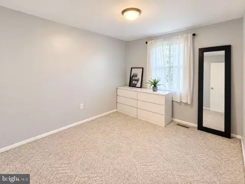 Bedroom - 1008 Cape Splitt Harbour, Pasadena, MD 21122 photo 2 of 6