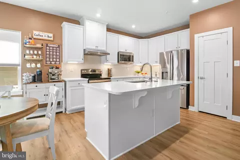 Kitchen - 3129 Meander Bnd, Odenton, MD 21113 photo 2 of 6