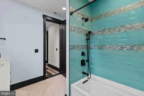 Bath - 7962 Frances Ln, Pasadena, MD 21122 photo 3 of 3