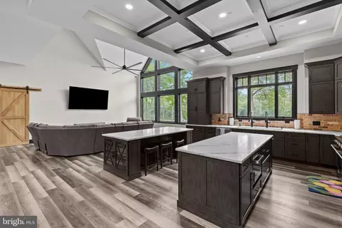 Kitchen - 7962 Frances Ln, Pasadena, MD 21122 photo 4 of 4