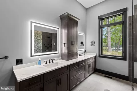 Bath - 7962 Frances Ln, Pasadena, MD 21122 photo 1 of 3