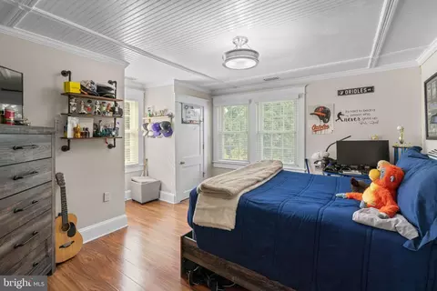 Bedroom - 333 E Maple Rd, Linthicum Heights, MD 21090 photo 2 of 5