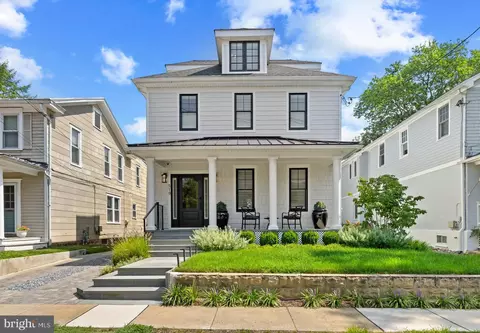 519 6th St, Annapolis, MD 21403
