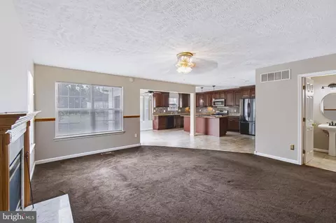 Living - 1409 Spring Plow Ct, Severn, MD 21144 photo 1 of 2