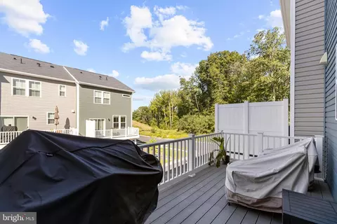 Exterior - 1608 Aster Ln, Hanover, MD 21076 photo 4 of 5