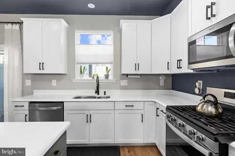Kitchen - 1608 Aster Ln, Hanover, MD 21076 photo 2 of 2
