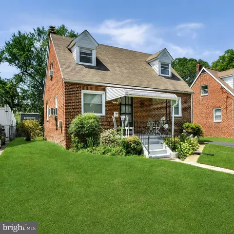 218 Kuethe Rd NE, Glen Burnie, MD 21060
