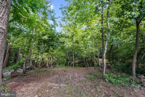 Exterior - 1342 Edna Rd, Pasadena, MD 21122 photo 5 of 5