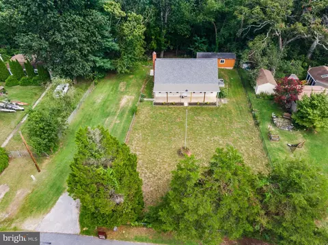 View/Area - 1342 Edna Rd, Pasadena, MD 21122 photo 3 of 4