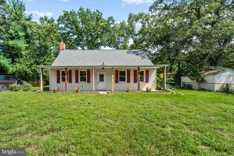 Exterior - 1342 Edna Rd, Pasadena, MD 21122 photo 2 of 5