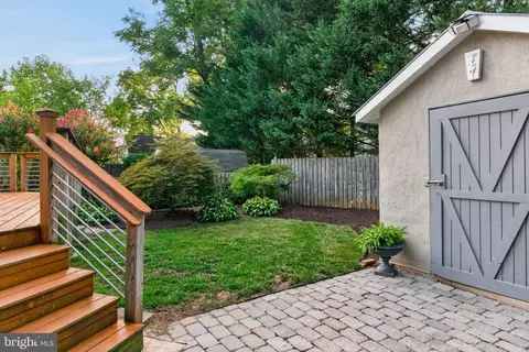 Exterior - 122 Smith Ave, Annapolis, MD 21401 photo 9 of 11
