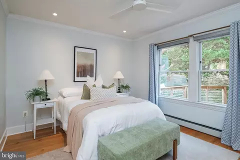 Bedroom - 122 Smith Ave, Annapolis, MD 21401 photo 2 of 5