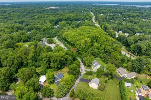 View/Area - 136 Collington Ct, Arnold, MD 21012 photo 4 of 4