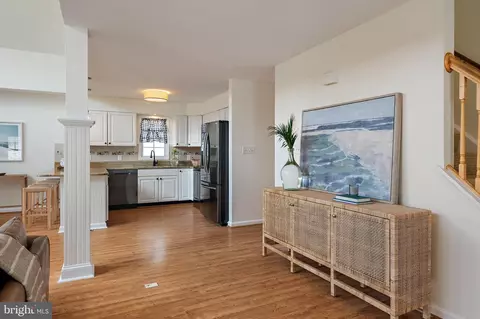 Entry Way - 3641 Branhum Rd, Edgewater, MD 21037 photo 4 of 16