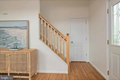 Entry Way - 3641 Branhum Rd, Edgewater, MD 21037 photo 8 of 16