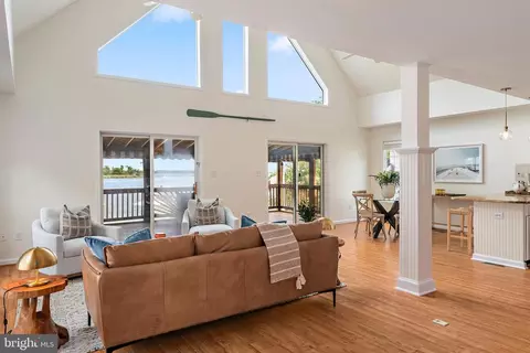 Living - 3641 Branhum Rd, Edgewater, MD 21037 photo 1 of 1