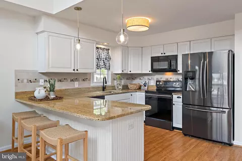 Kitchen - 3641 Branhum Rd, Edgewater, MD 21037 photo 1 of 3