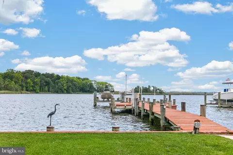 View/Area - 3641 Branhum Rd, Edgewater, MD 21037 photo 4 of 32