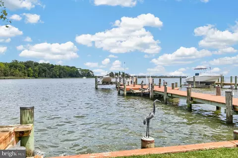 View/Area - 3641 Branhum Rd, Edgewater, MD 21037 photo 5 of 32
