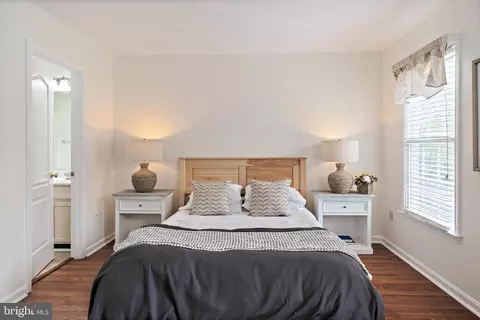 Bedroom - 3641 Branhum Rd, Edgewater, MD 21037 photo 2 of 9