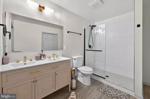 Bath - 1207 Asquithpines Pl, Arnold, MD 21012 photo 7 of 8