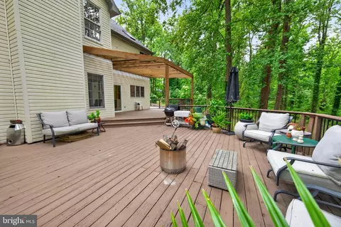 Exterior - 1207 Asquithpines Pl, Arnold, MD 21012 photo 6 of 12