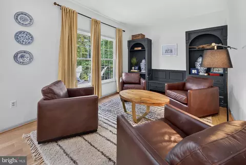 Living - 1207 Asquithpines Pl, Arnold, MD 21012 photo 3 of 3