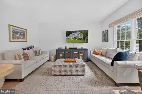 Living - 1207 Asquithpines Pl, Arnold, MD 21012 photo 1 of 3