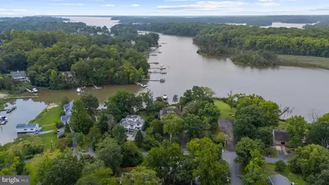 View/Area - 3935 W Shore Dr, Edgewater, MD 21037 photo 5 of 6