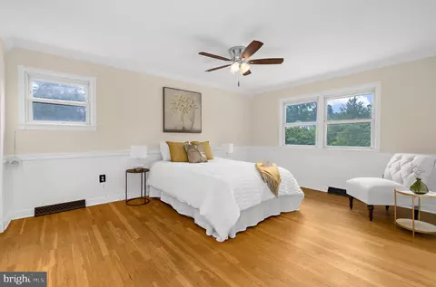 Bedroom - 3935 W Shore Dr, Edgewater, MD 21037 photo 1 of 7