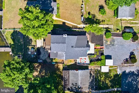 View/Area - 601 Riverside Dr, Pasadena, MD 21122 photo 3 of 5