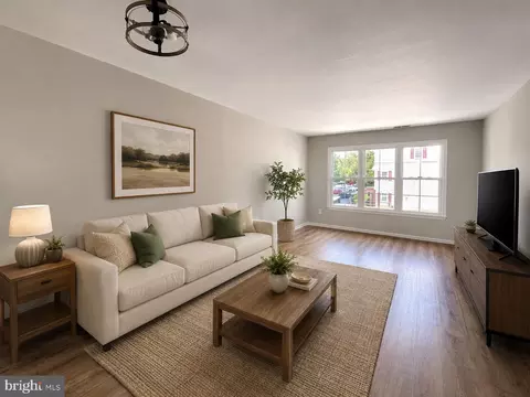 Living - 1689 Brice Ct, Crofton, MD 21114 photo 3 of 3