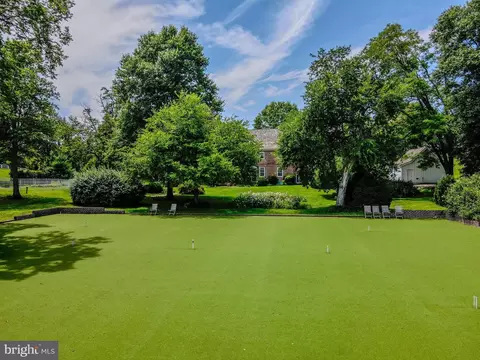 Exterior - 246 Mill Swamp Rd, Edgewater, MD 21037 photo 6 of 9