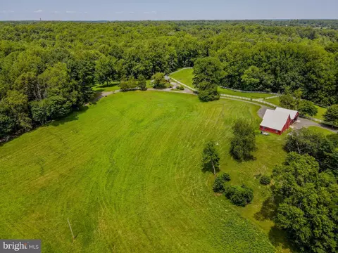 View/Area - 246 Mill Swamp Rd, Edgewater, MD 21037 photo 7 of 9