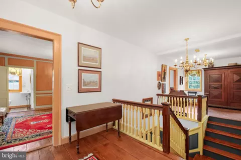 Entry Way - 246 Mill Swamp Rd, Edgewater, MD 21037 photo 8 of 13