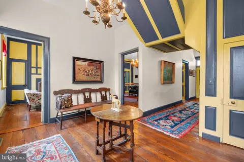 Entry Way - 246 Mill Swamp Rd, Edgewater, MD 21037 photo 2 of 13