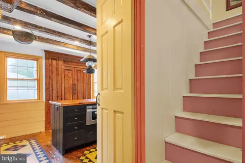 Entry Way - 246 Mill Swamp Rd, Edgewater, MD 21037 photo 9 of 13