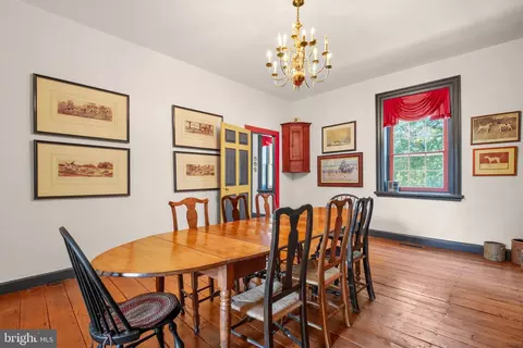 Dining - 246 Mill Swamp Rd, Edgewater, MD 21037 photo 3 of 5