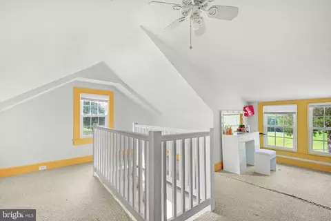 Entry Way - 246 Mill Swamp Rd, Edgewater, MD 21037 photo 10 of 13