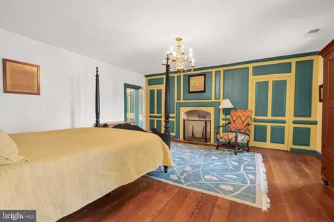 Bedroom - 246 Mill Swamp Rd, Edgewater, MD 21037 photo 1 of 10