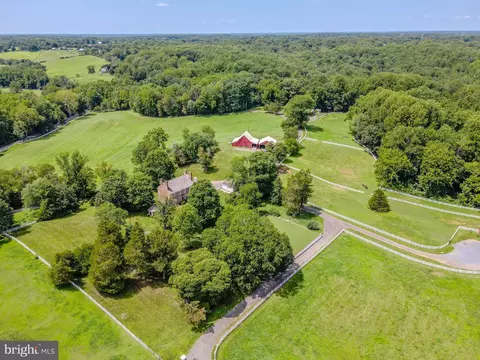 View/Area - 246 Mill Swamp Rd, Edgewater, MD 21037 photo 8 of 9