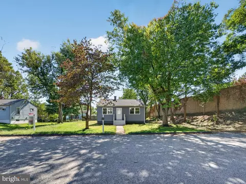 1 Fernglen Ave, Glen Burnie, MD 21061