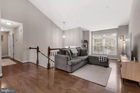 Entry Way - 1175 Maple Ave, Shady Side, MD 20764 photo 1 of 3