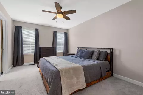Bedroom - 1175 Maple Ave, Shady Side, MD 20764 photo 3 of 4