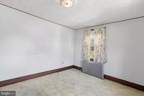 Bedroom - 309 Doris Ave, Baltimore, MD 21225 photo 1 of 8