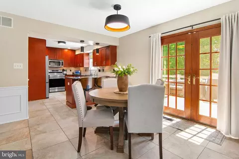 Dining - 1736 Remington Dr, Crofton, MD 21114 photo 1 of 7