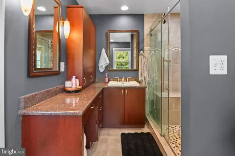 Bath - 1736 Remington Dr, Crofton, MD 21114 photo 2 of 3