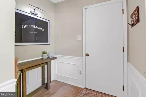 Entry Way - 1736 Remington Dr, Crofton, MD 21114 photo 4 of 6