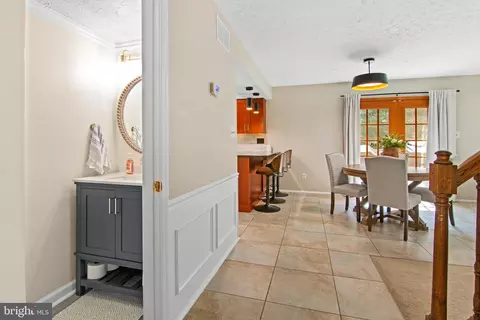 Entry Way - 1736 Remington Dr, Crofton, MD 21114 photo 2 of 6