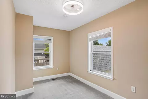 Bedroom - 1025 Hanson St, Annapolis, MD 21403 photo 3 of 8